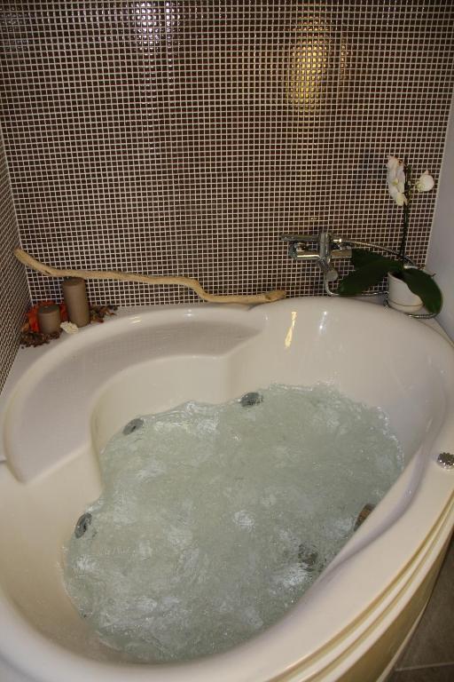 Bcomfort Hotel Cagliari Bilik gambar