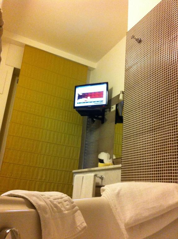 Bcomfort Hotel Cagliari Bilik gambar