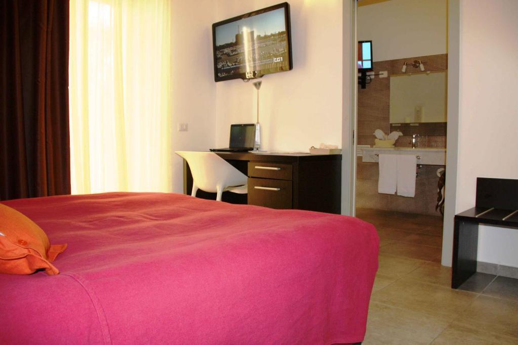 Bcomfort Hotel Cagliari Luaran gambar
