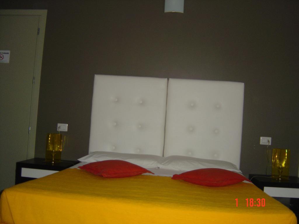 Bcomfort Hotel Cagliari Bilik gambar