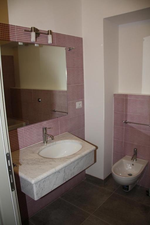 Bcomfort Hotel Cagliari Luaran gambar